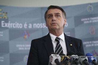 Bolsonaro faz uso da SECOM para difundir convocatória ao ato reacionário no dia 15