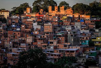 60% dos moradores das periferias não possui renda para atravessar quarentena