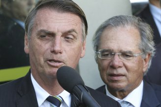 Governo Bolsonaro quer 50% dos trabalhadores com contrato por hora para aumentar a exploração