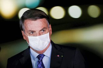 Bolsonaro quer isentar Estado da responsabilidade por efeitos da vacina, junto à Pfizer que irá lucrar bilhões