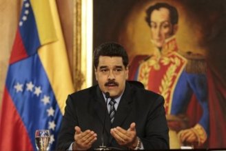 Maduro aumenta a gasolina e desvaloriza a moeda 