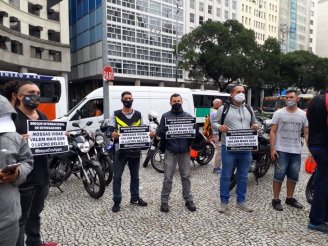 Entregadores fazem fortes manifestações em 2 pontos do Rio de Janeiro ao longo do dia