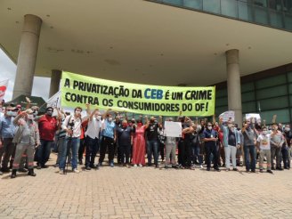 Que a esquerda se mobilize junto aos trabalhadores da CEB contra a privatização 