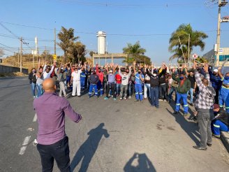 Trabalhadores da SaeTower em Betim-MG votam continuidade de greve, que já dura quase um mês