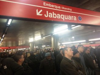 Metroviários discutem mobilização contra demissões abusivas