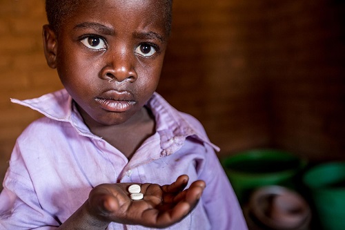 Barbárie capitalista: a cada uma hora, 18 crianças são infectadas pelo HIV no mundo