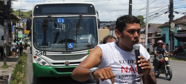 Solidariedade a Aldo Lima, presidente do Sindicato dos Rodoviários do Recife