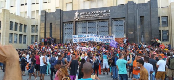 Garis seguem em greve em defesa de seus direitos e se enfrentando com os ataques de Paes