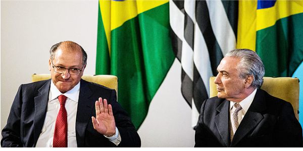 Em discurso dubio Alckmin não se compromete com Temer, mas garante apoio às reformas