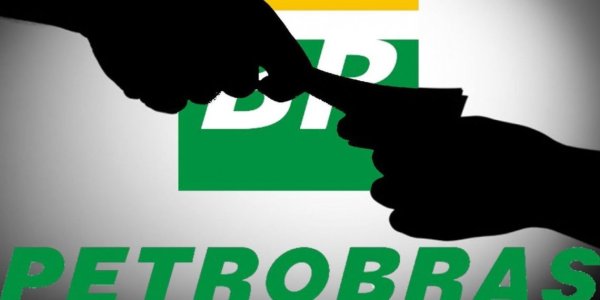 Privatização de Bolsonaro: Petrobras entrega mega-campo com 75% OFF
