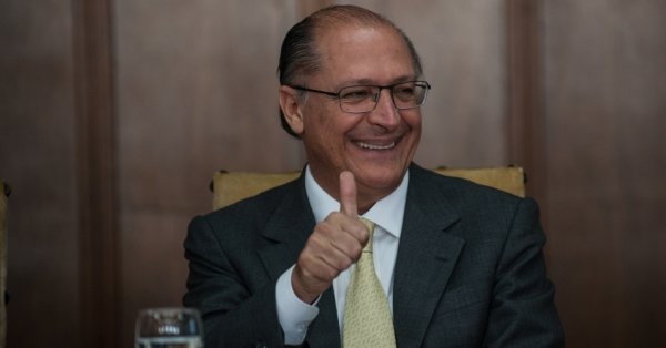 Tribunal aprova contas de Alckmin mesmo com irregularidades