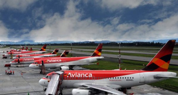O que está por trás da ‘quebra' da Avianca: como ficam os aeroviários e passageiros?