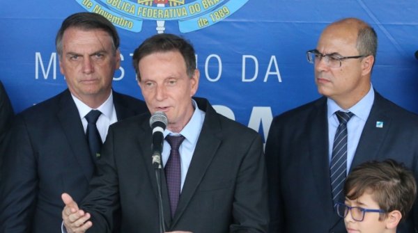 Bolsonaro, Witzel e Crivella deixaram o Rio de Janeiro sem leitos no pico da pandemia