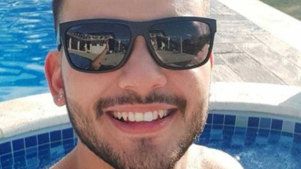 Estudante espancado por seguranças de bar morre no hospital em Santos