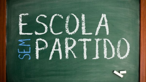"Escola sem Partido" terá seu parecer votado amanhã na Câmara dos Deputados