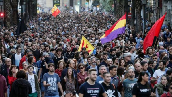 Estado Espanhol: a extrema direita, o "mal menor" e a luta pela república operária e socialista