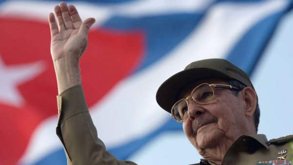 Raúl Castro se aposenta e deixa a liderança do Partido Comunista de Cuba