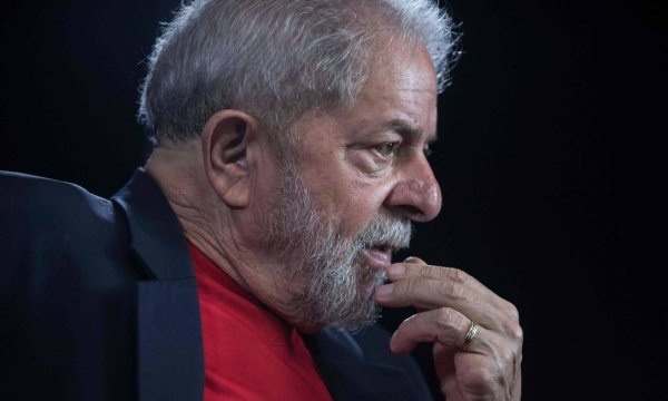 Lula é solto! É preciso avançar contra todo autoritarismo e golpismo!