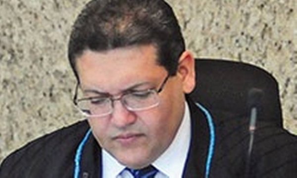 Kassio Nunes, ministro do STF indicado por Bolsonaro, adia julgamento sobre Sergio Moro