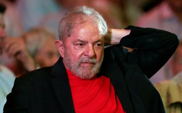 Seguindo com o autoritarismo, TSE rejeita pedido de Lula para participar de um novo debate