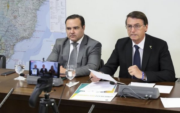 Oitavo ministro de Bolsonaro é diagnosticado com COVID-19