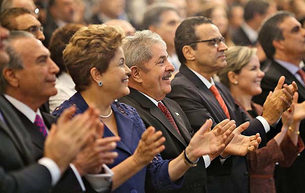 Lula defende cortes, Dilma e Renan o “bolsa família”
