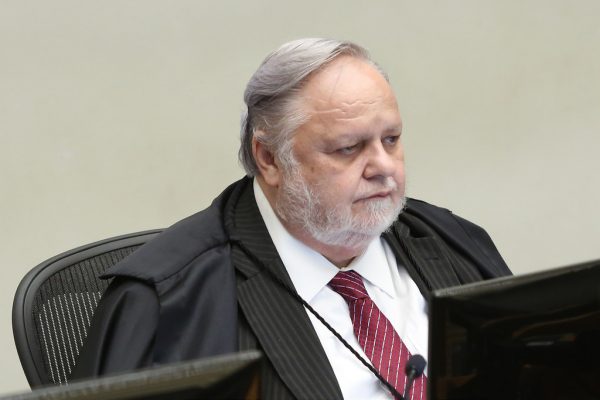Ministro do STJ, relator da Lava Jato, inocenta fazendeiro acusado de pedofilia