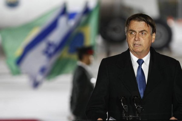 Ao voltar de Israel, Bolsonaro tentará rearticular forças para atacar os trabalhadores com reforma