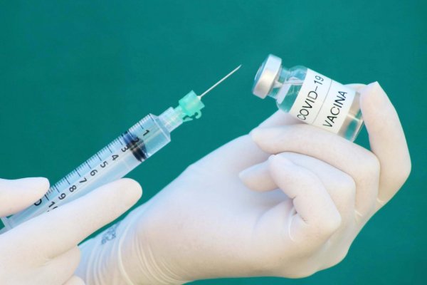 Países imperialistas monopolizam doses de vacina contra Covid-19