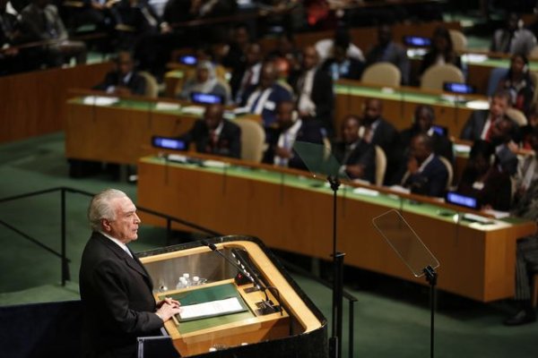 Em discurso cínico, Temer defende impeachment na ONU