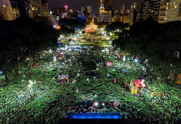 A Maré Verde e a Frente de Esquerda argentina: como conquistar a verdadeira liberdade aos nossos corpos