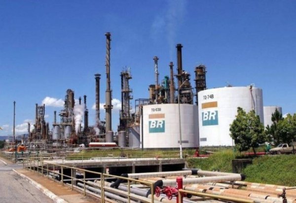 Lutas dos petroleiros nordestinos mostram o devastador impacto humano, social e ambiental das privatizações da Petrobras